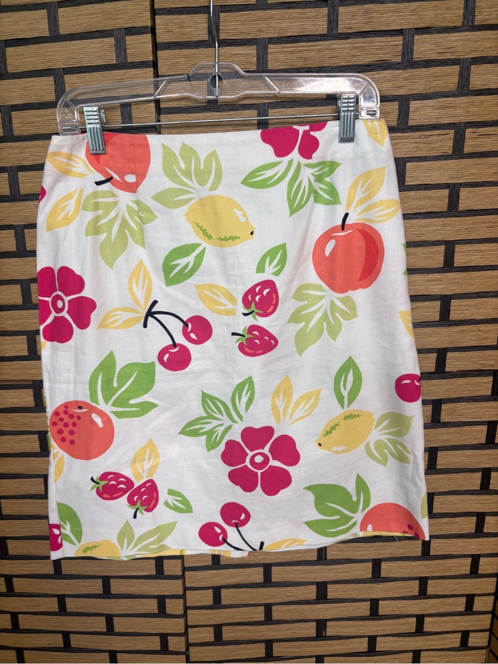Talbots White Cotton Fruit Pattern Skirt Size 10